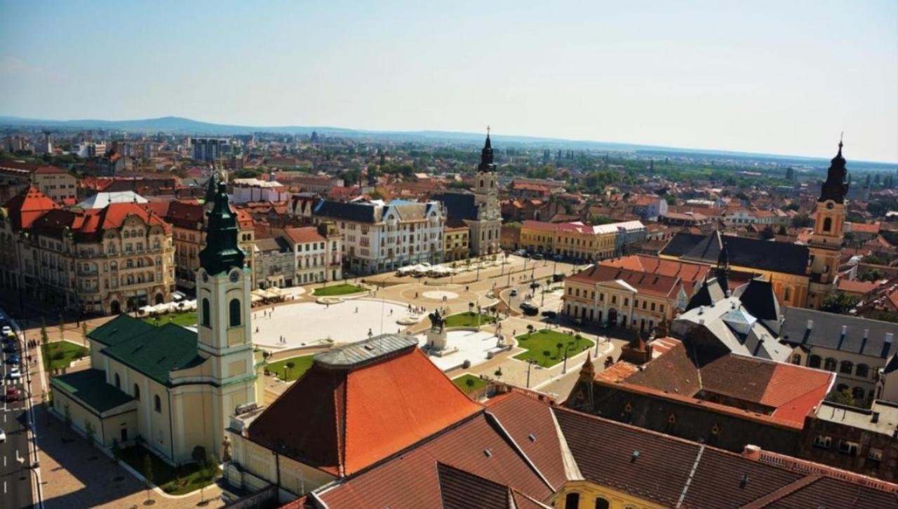 Oradea Central Hostel Екстериор снимка